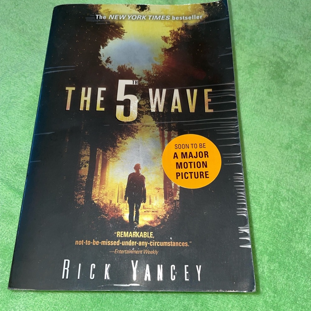The Five Wave book